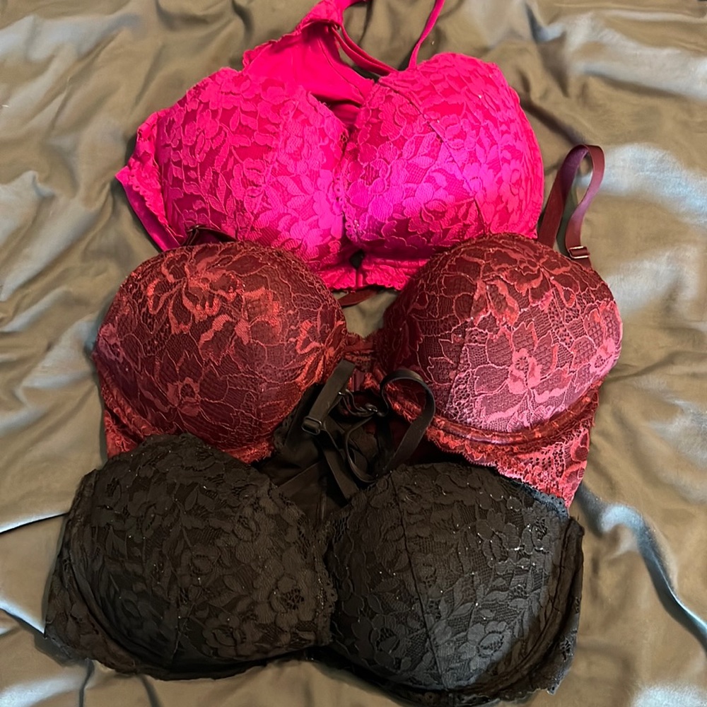 Victoria’s Secret bra bundle